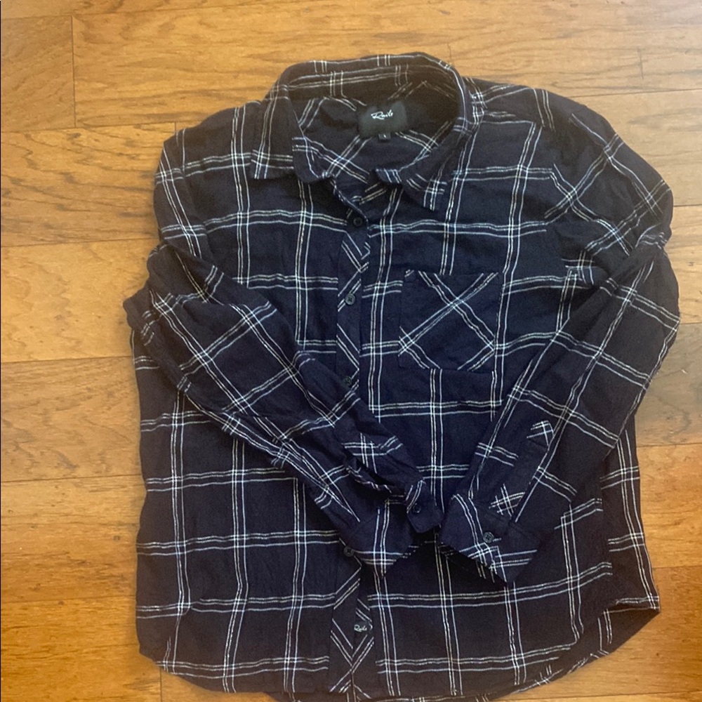 Women’s Rails Rayon flannel button up shirt- size large
